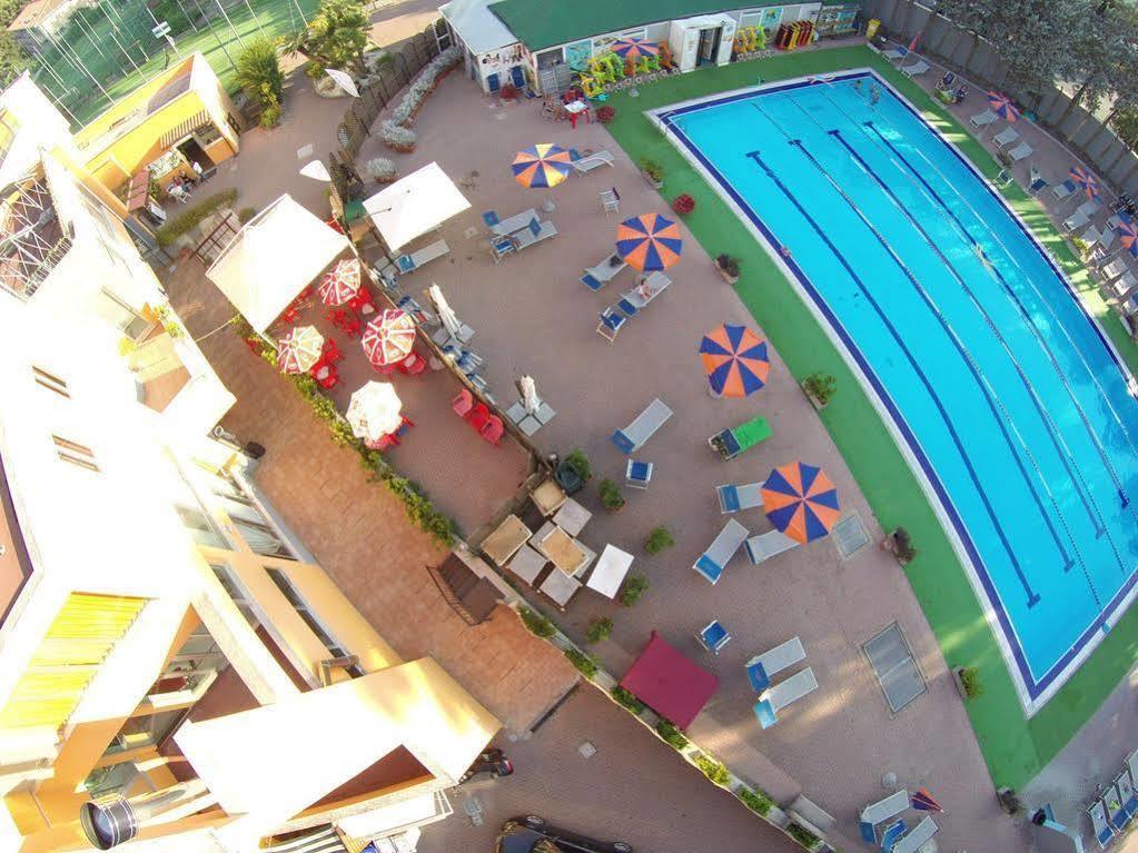 Village Sport Holidays Cerveteri Kültér fotó
